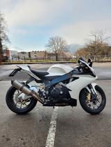 Aprilia RSV4 R - APRILIA RSV4