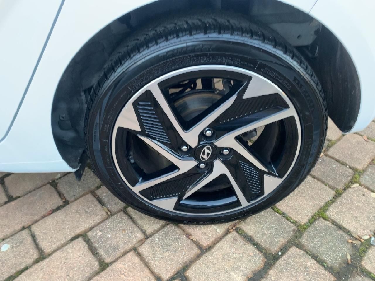 Fahrzeugabbildung Hyundai i10 1,2 A/T Prime