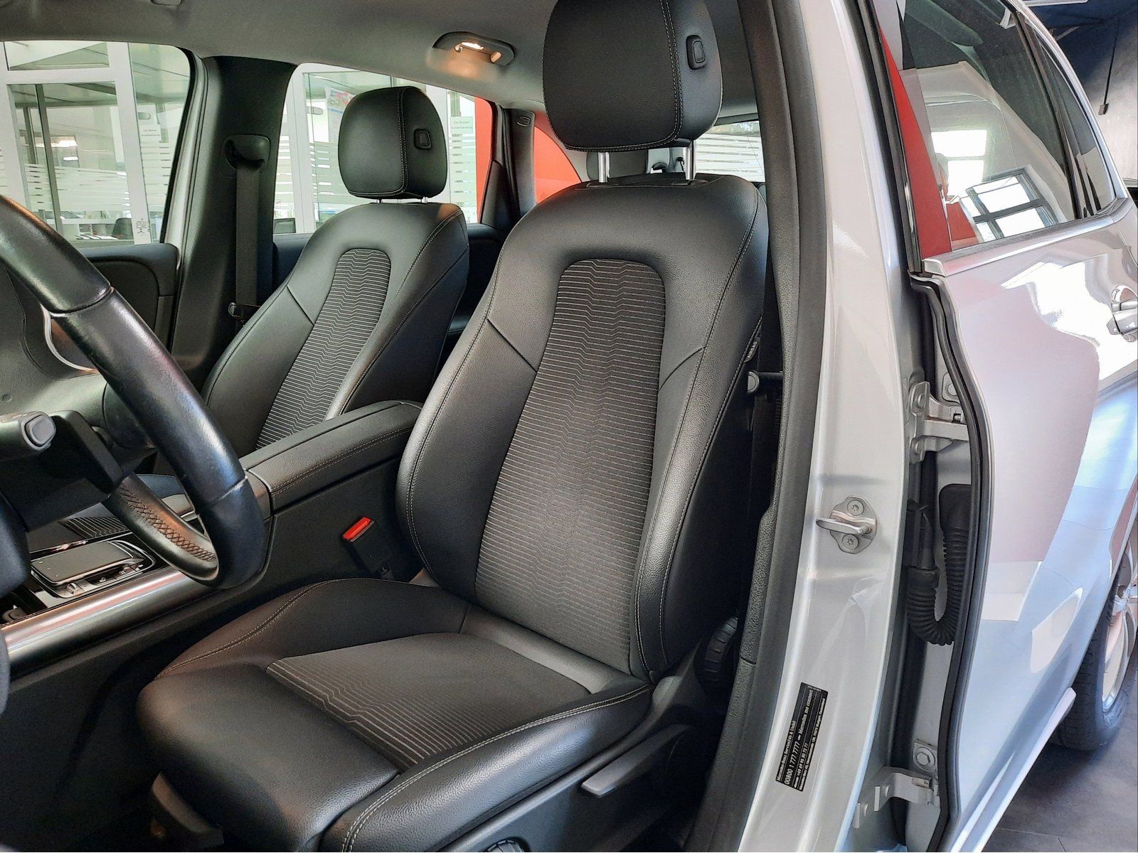 Fahrzeugabbildung Mercedes-Benz B 220 4Matic DSG *Navi*Assist*Cam*Tempomat*LED*