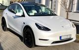 Tesla Model Y Premium Long Range Allrad Dual Motor  - weiße Tesla Model Y