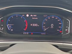 VW T-Roc Life 110PS #NAVI #APP #SHZ. VW T-Roc Life 110PS #NAVI #APP #SHZ.