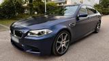 BMW M5 COMP DKG INDIVIDUAL FROZENDARK BLUE - BMW M5 Gebrauchtwagen in München