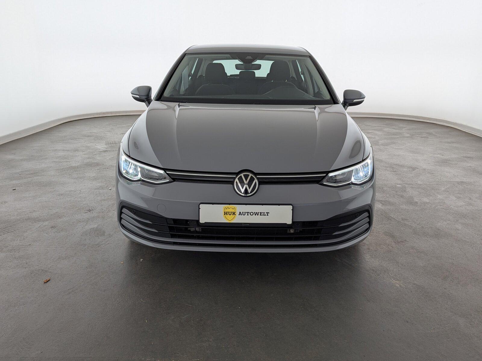 Volkswagen Golf VIII 1.5 eTSI Life LED+NAVI+SHZ+PDC+ACC+, миниатюра 2