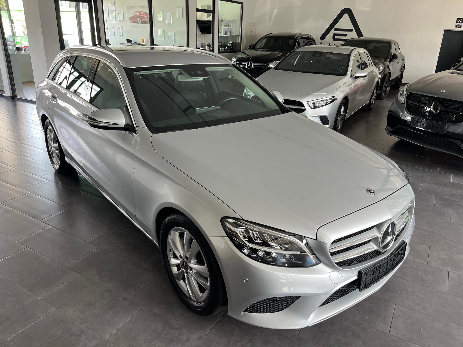 Mercedes-Benz C 180 T-Mod. Navi/LED/Kamera/Totw./Spurh.
