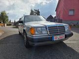 Mercedes-Benz E 200T TOP ZUSTAND WENIG KILOMETER H ZULASSUNG - aus 1990: Kombi