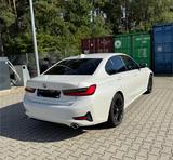 BMW 330i Sport Line - BMW 330 von privat
