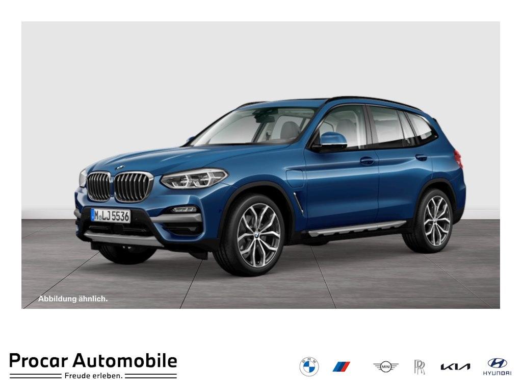 BMW X3 xDrive30e xLine Aut HuD Nav LED Pano Komfzg