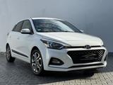 Hyundai i20 1.0 TGDI Style R-Cam/Navi/PDC/SHZ/Lenkradhzg - Hyundai i20 Style mit Benzin-Antrieb