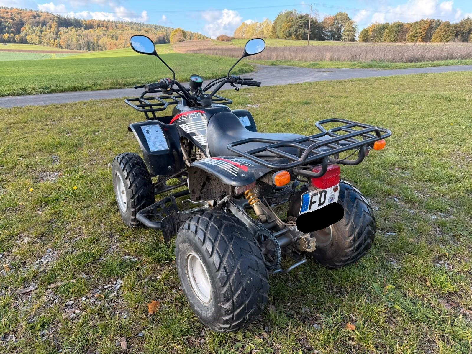 SMC  2004 — engine 163 cm³, 14 HP (10kW)