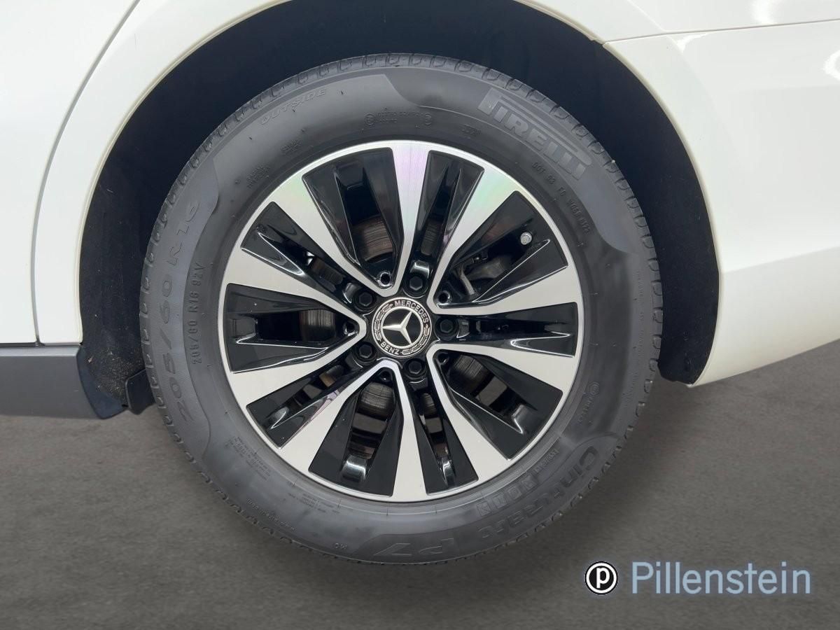 Mercedes-Benz A 180 d LIMO NAVI DIGI ARTICO KAM TEMP foto 4