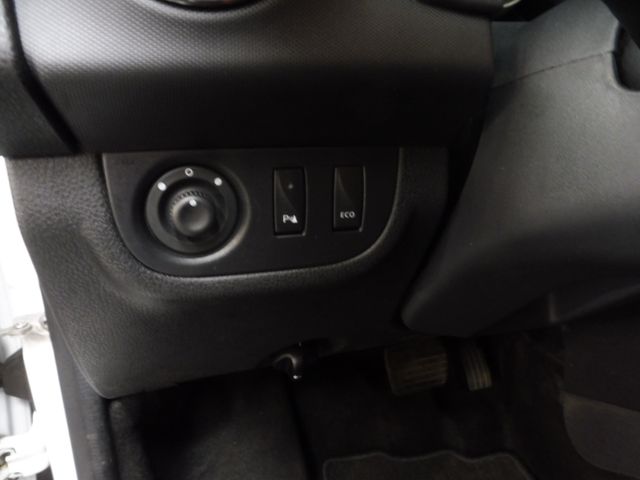 Dacia Sandero II Laureate, 8-fach bereift