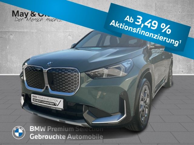 BMW iX1 xDrive30 X Line HUD Apple AHK LED DAB SHZ Li