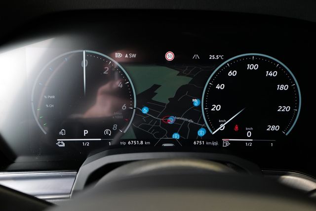 Volkswagen Touareg R eHybrid 4Motion AHK Dynaudio HuD 360°