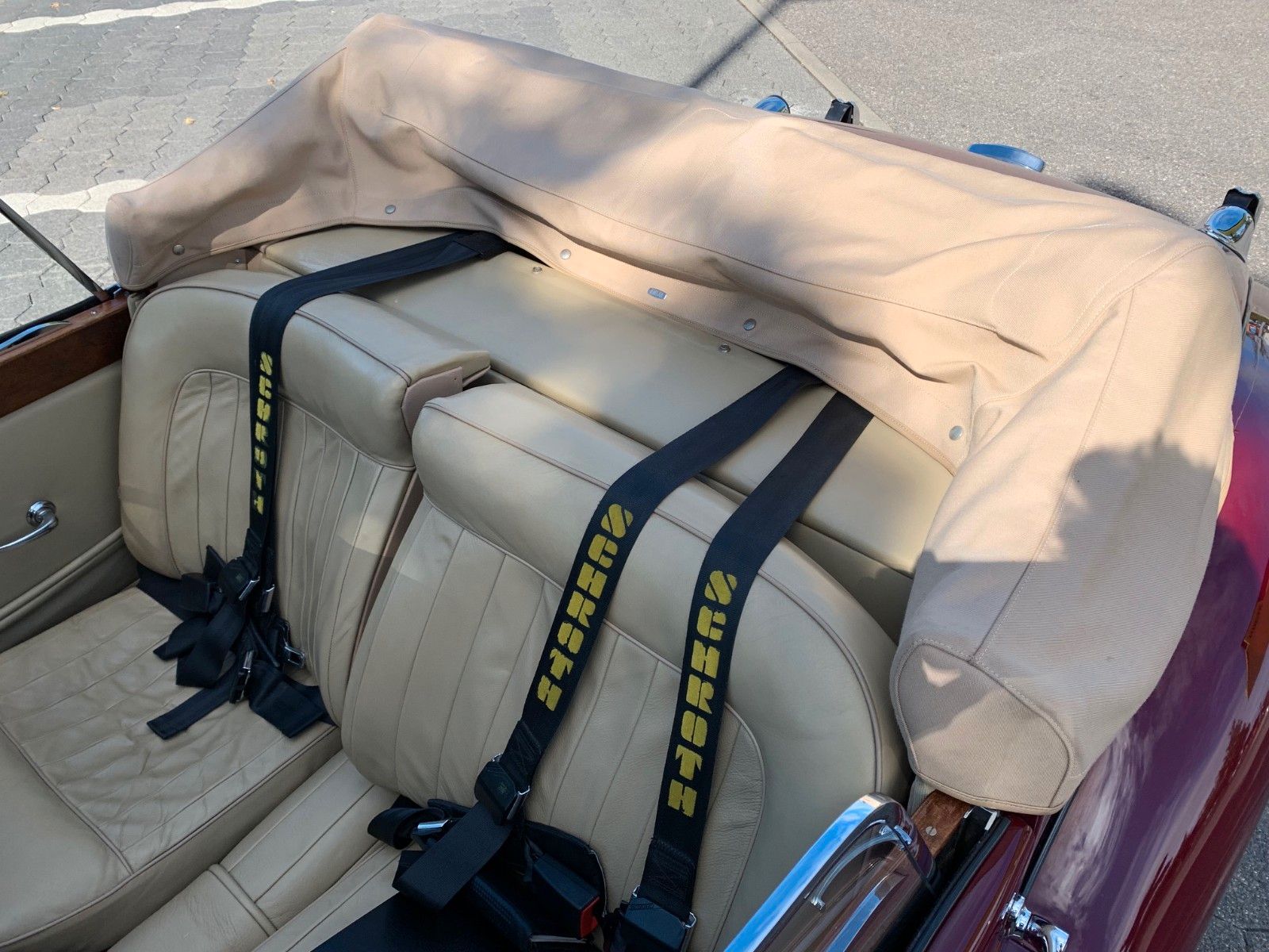 Fahrzeugabbildung Jaguar XK 120 DHC