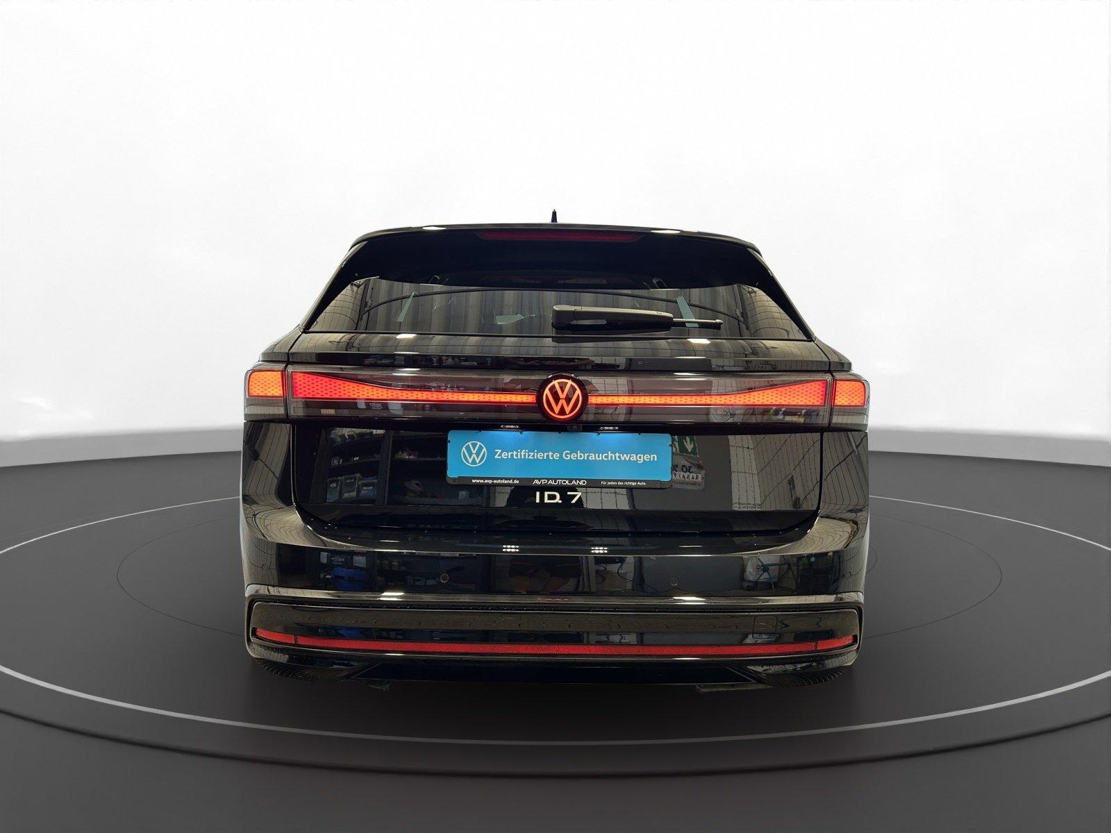 Volkswagen ID.7 Tourer Pro | NAVI | LED | AHK | SITZH. |