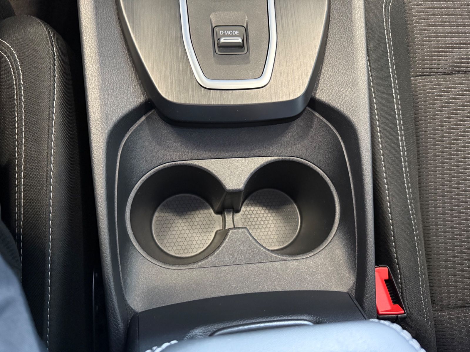 Fahrzeugabbildung Nissan Qashqai Acenta 360° Kamera Navi, Winterpaket.