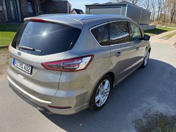 Ford S-Max - 4