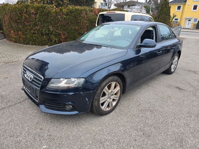 Audi A4 Lim. Attraction 1.8T EURO 5