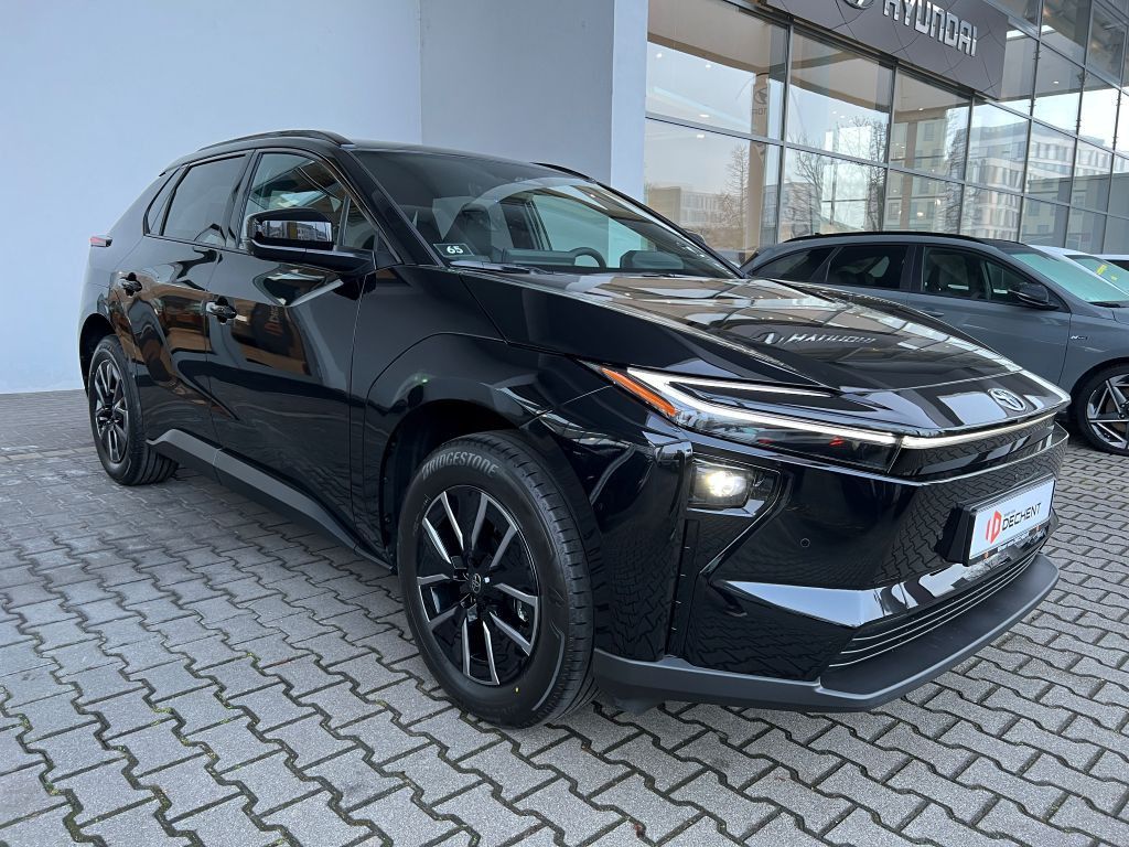 Fahrzeugabbildung Toyota BZ4X 73 kWh Teamplayer 360° KAMERA