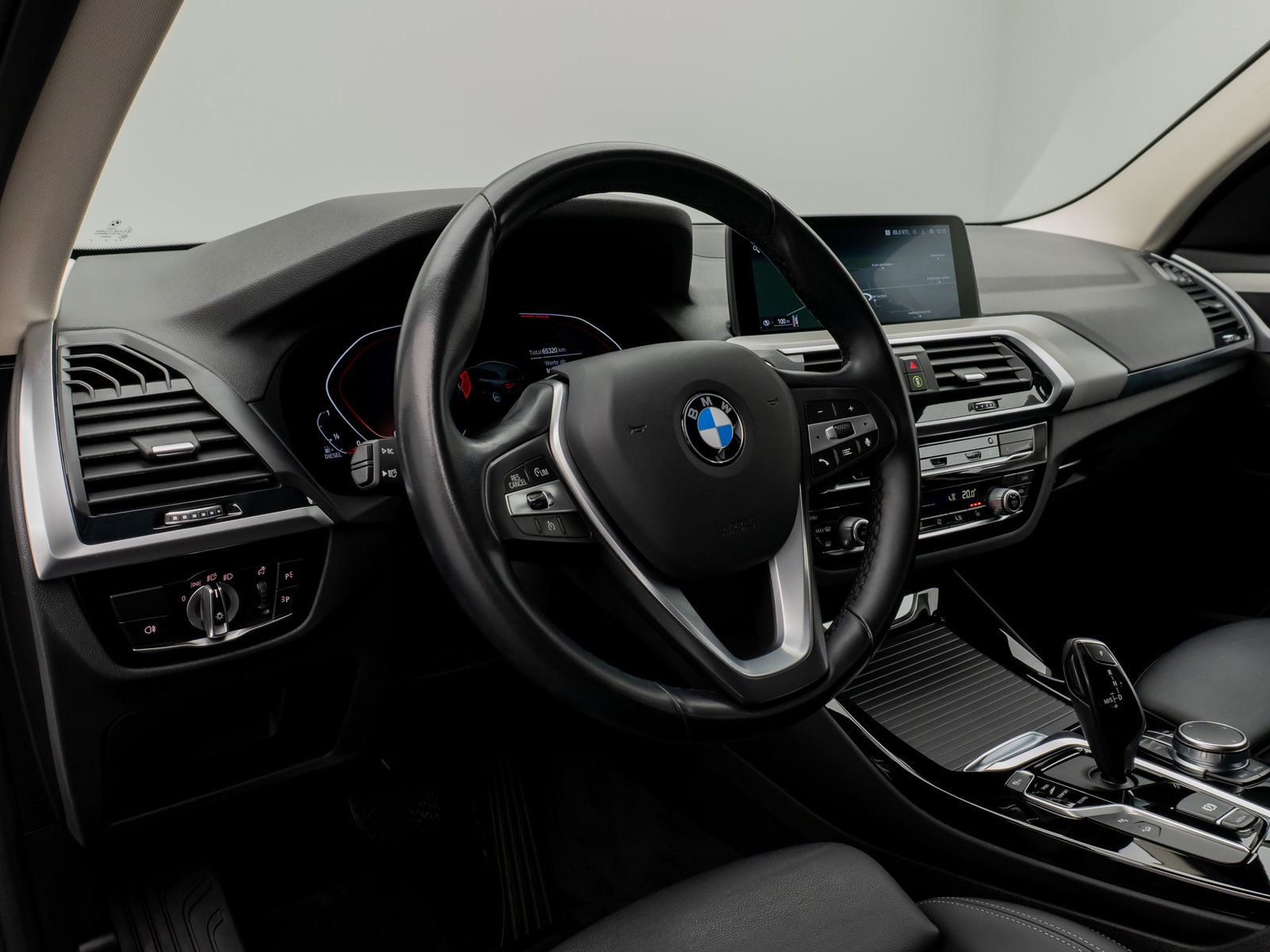 Fahrzeugabbildung BMW X3 xD20d DAB Fernlichtassist PDC Alarm LED Sport