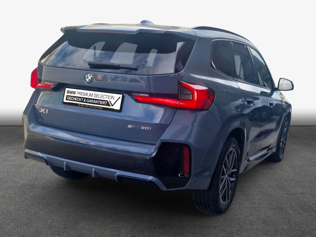 BMW X1 sDrive20i Aut. M-Paket LED HeadUp Navi foto 2
