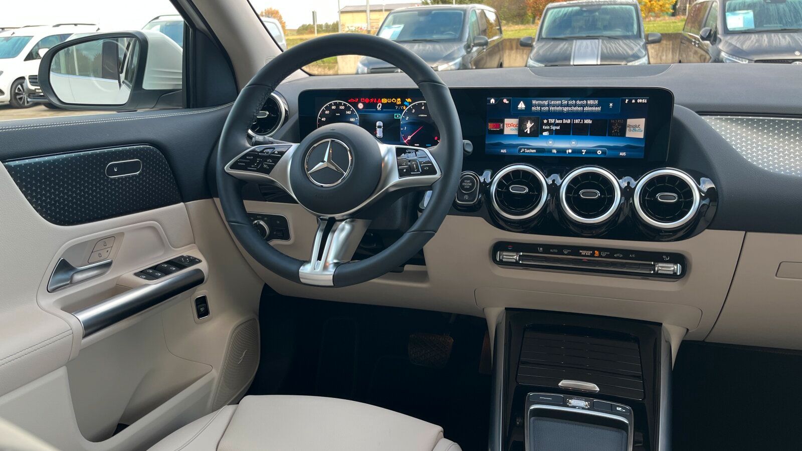 Mercedes-Benz GLA 180 +Progressive-Advanced+AHK+Distro+Kamera+ foto 18