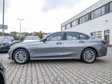 BMW 318d AHK NAVI LED PDC V+H DAB Parkass. Tempomat - BMW 318