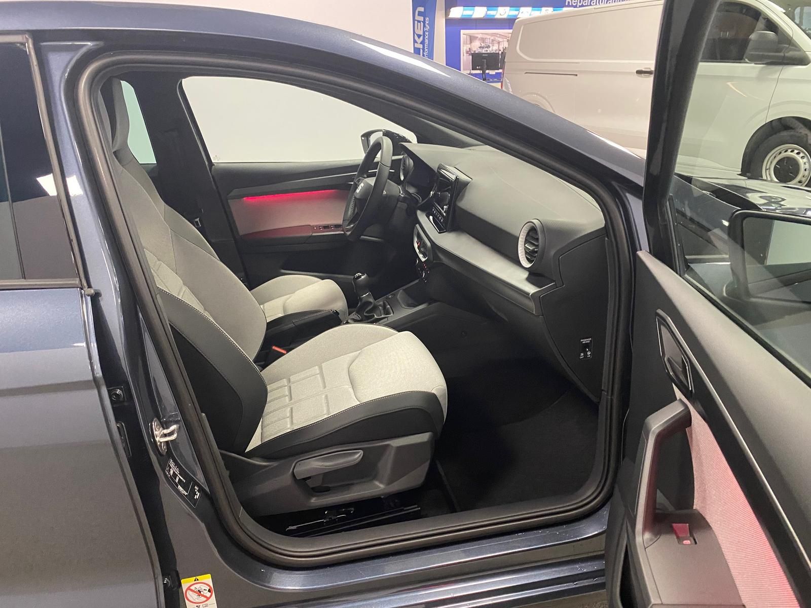 Fahrzeugabbildung SEAT Ibiza 1.0 TSI 1.0 TSI FR 5 J.GARANTIE+ACC+KAMERA