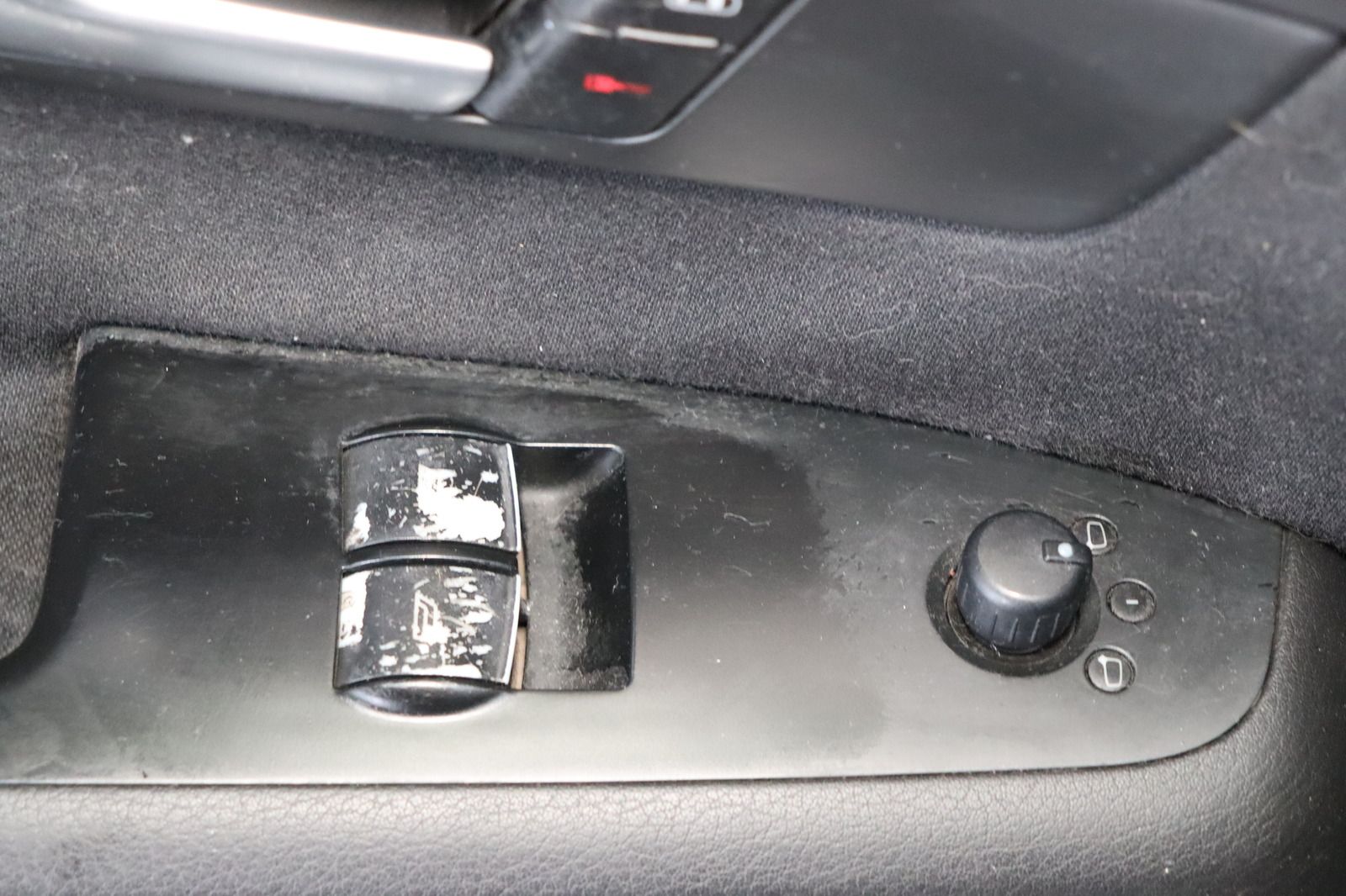 Fahrzeugabbildung Audi A4 1.6 Klimaautom. * Sitzhzg.