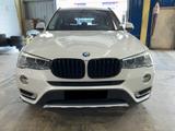BMW X3 xDrive20d xLine "Bi-Xenon"StHz"PANO" - BMW X3: Weiß