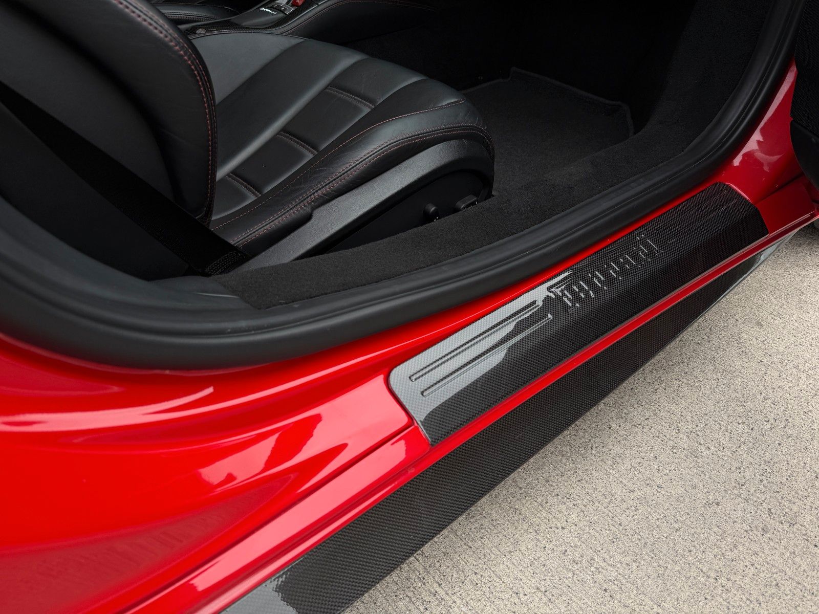Fahrzeugabbildung Ferrari 458 Italia*ChallengeGrill*VollCarbon*LED Lenkrad