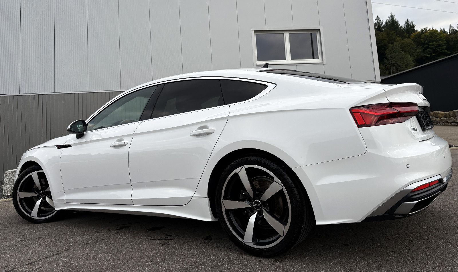 Audi A5 40 TDI S-Tronic S-LINE LED Navigation AHK DAB foto 4