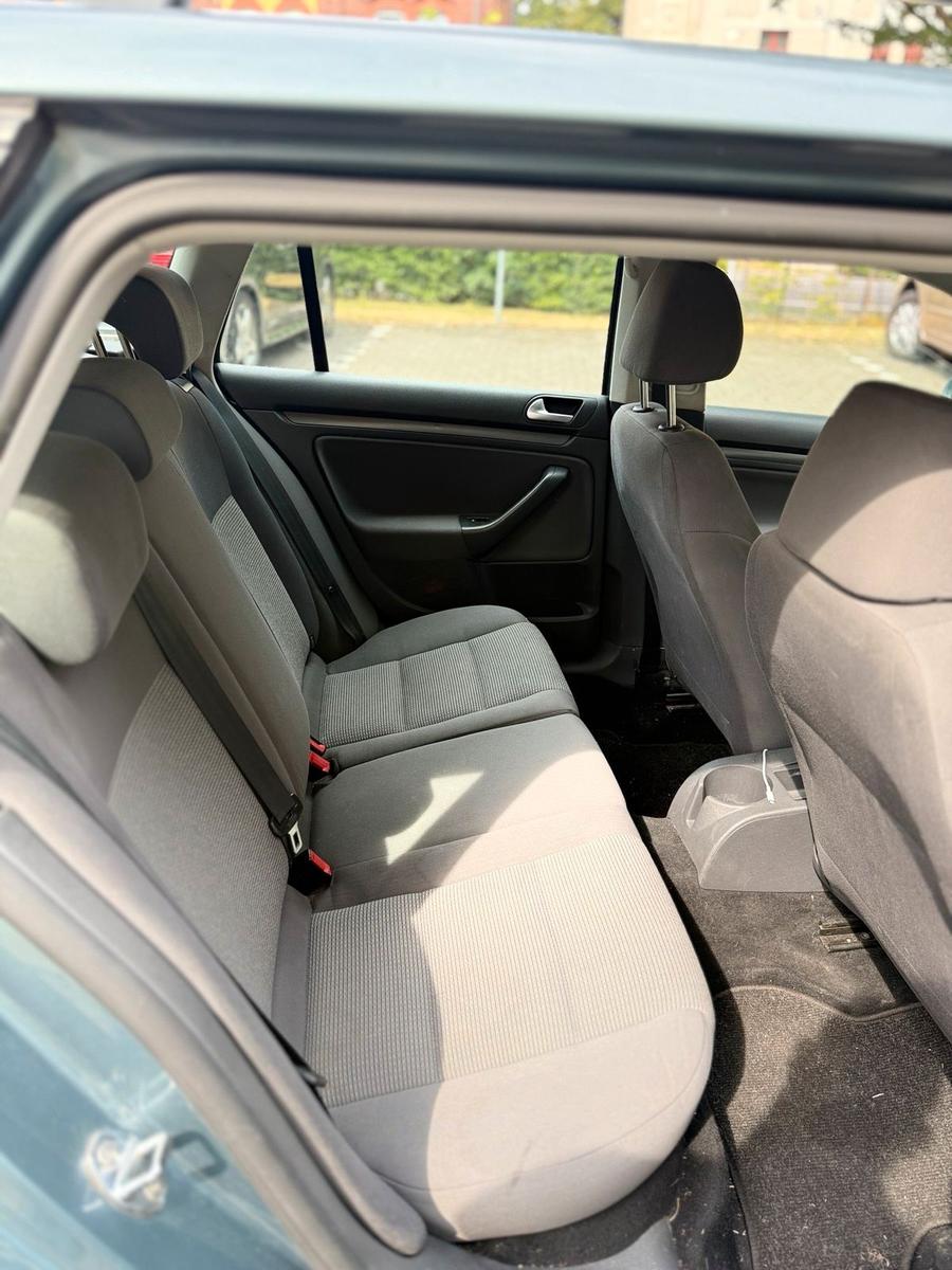 Volkswagen Golf 2009 — photo 8