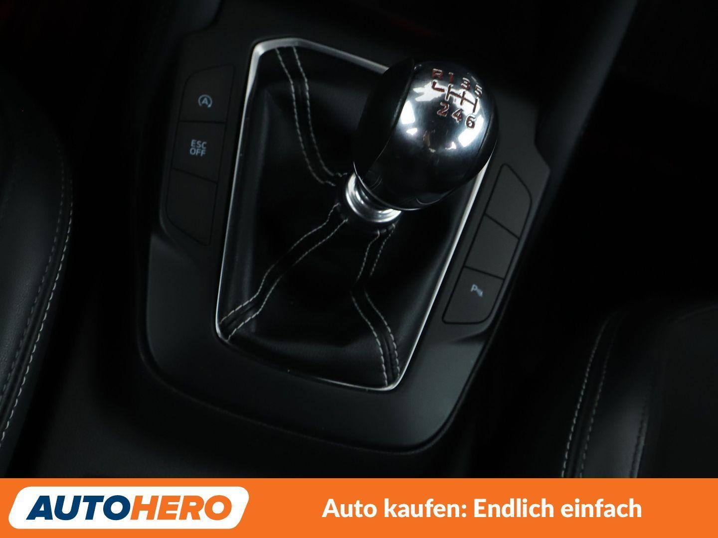 Ford Focus 2.3 EcoBoost ST *NAVI*LED*ACC*PDC*SHZ*LHZ*