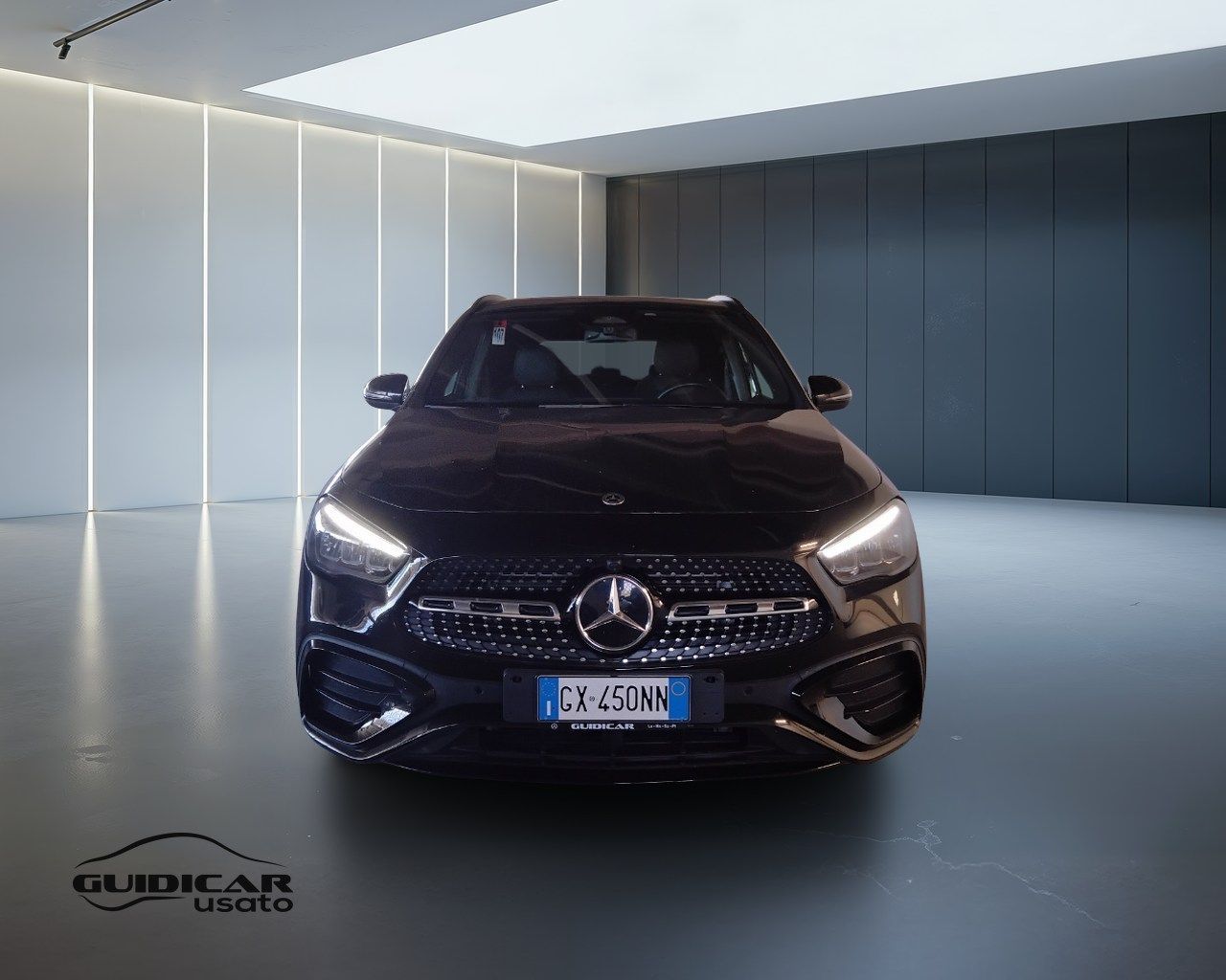 Mercedes-Benz GLA-H247 2023 - GLA 180 d AMG Line imagem 2