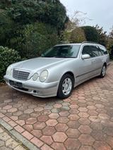 Mercedes-Benz E 200 KOMPRESSOR T CLASSIC TÜV 10,2027 - aus 2000: Kombi