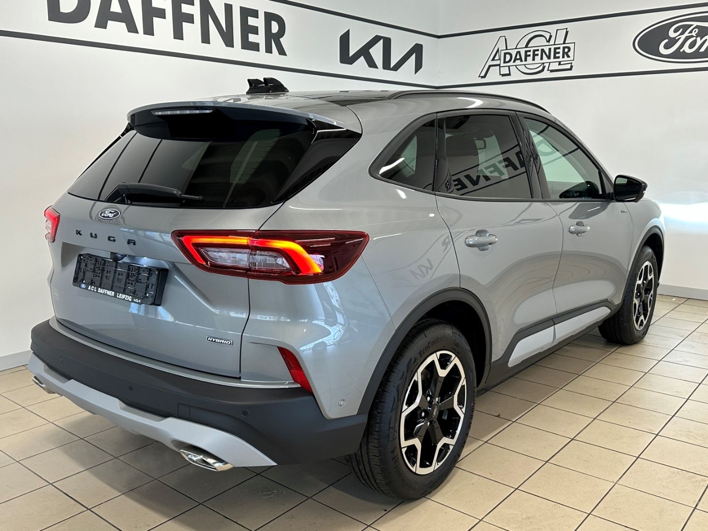 Fahrzeugabbildung Ford Kuga Active X  Hybrid 2.5 Duratec - NEUES MODELL