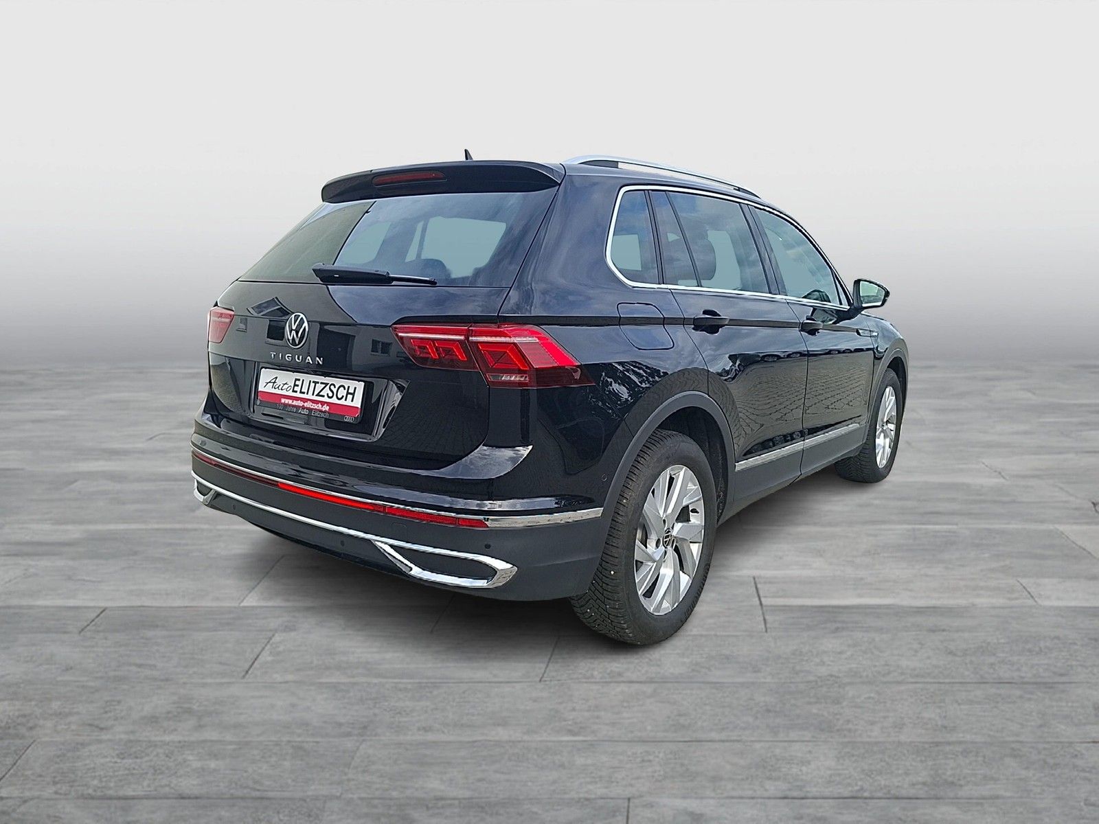 Fahrzeugabbildung Volkswagen Tiguan TSI Elegance DSG Matrix Navi AID HUD ACC