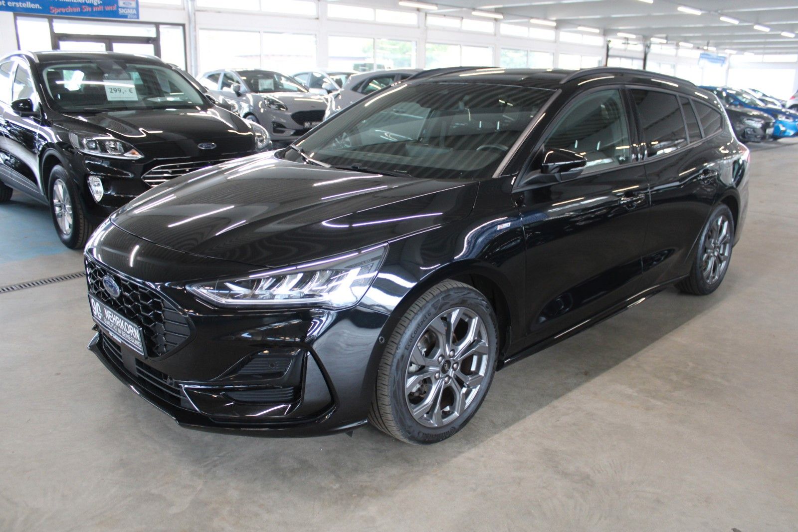 Fahrzeugabbildung Ford Focus ST-LINE Turnier Automatik LED NAVI CAM AHK