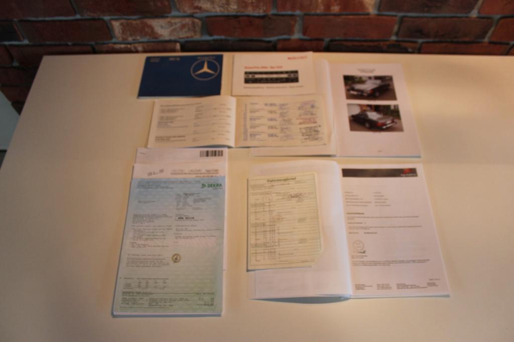 Mercedes-Benz SL 380