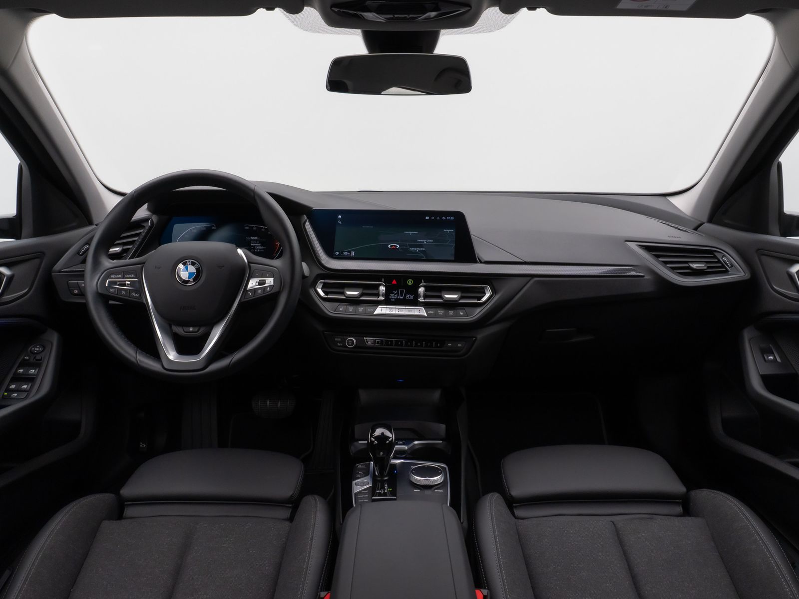 Fahrzeugabbildung BMW 118i SportLine DAB CockPitPr PDC Lenkrhz Komfort
