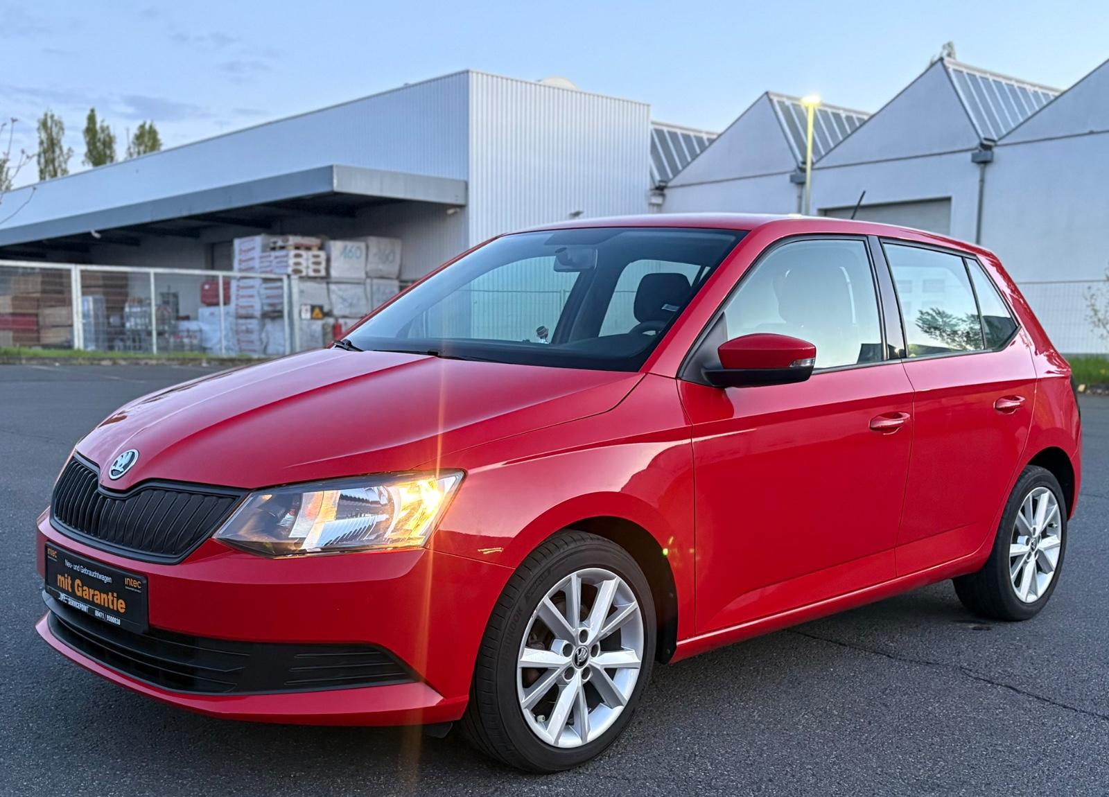 Skoda Fabia Cool Edition BMT Sport/KLIMA/USB/PDC