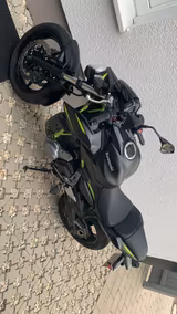 Kawasaki Z650 mit nur 1931km - KAWASAKI 650 Z