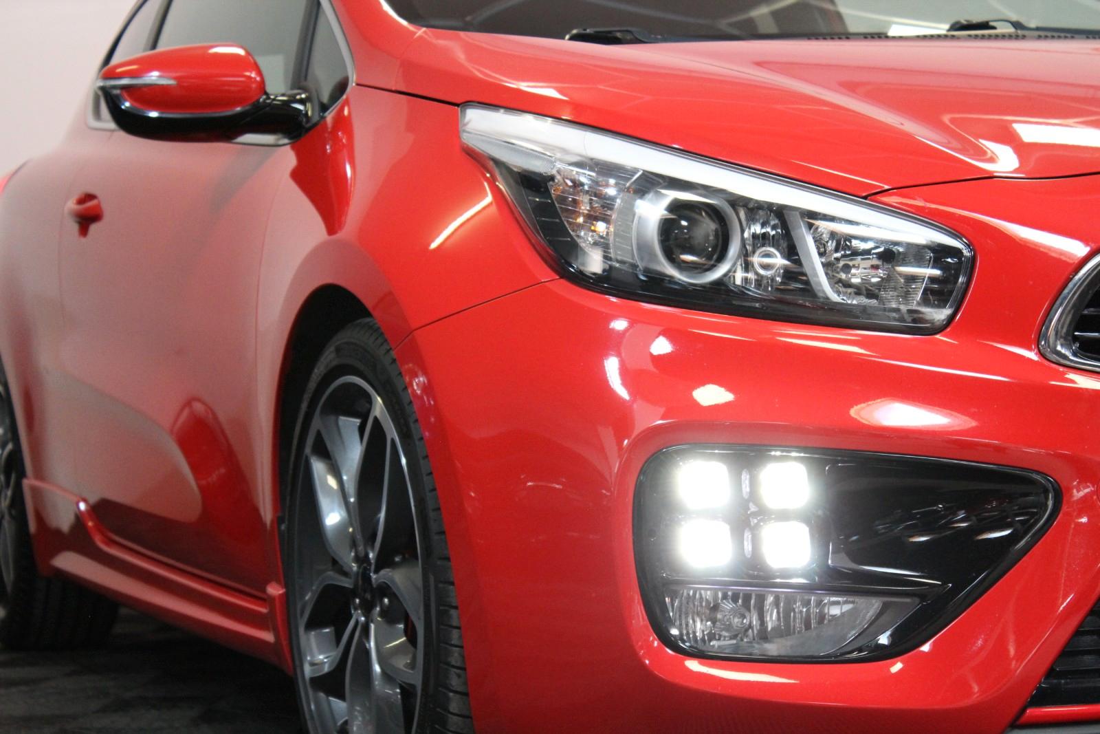 Kia pro cee'd cee'd / GT*204 PS*LED*Scheckheft*