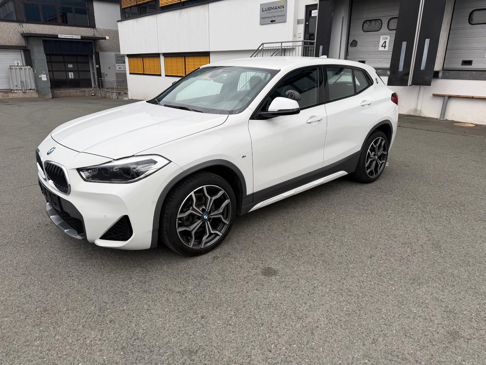 BMW X2 sDrive 18 d M Sport X FAHRSCHULFAHRZEUG