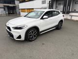 BMW X2 sDrive 18 d M Sport X FAHRSCHULE FAHRZEUG - BMW: M1