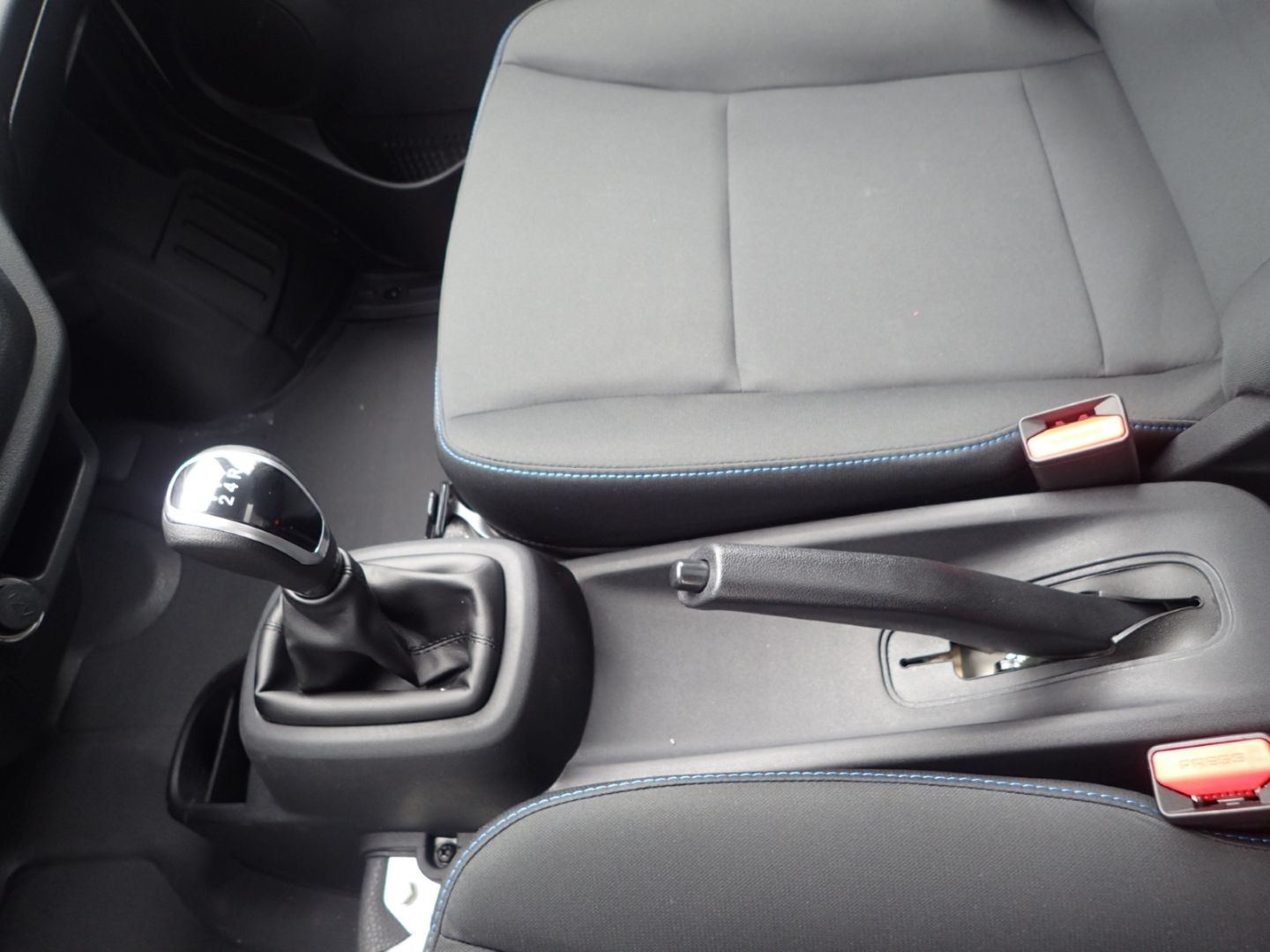 Fahrzeugabbildung Piaggio Porter NP6 Singlewheel Kipper 2,8m Pritschenläng