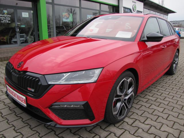 Skoda Octavia Combi RS First Edition