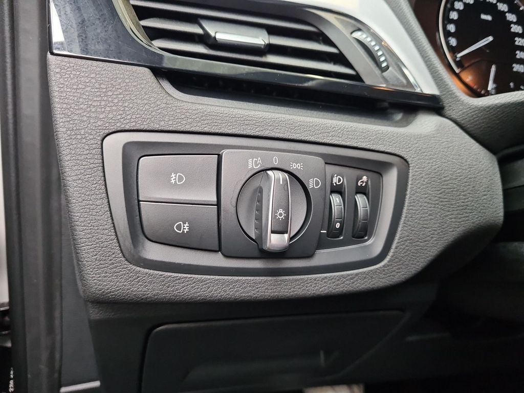 BMW X1 xDrive25e Advantage DAB LED Navi Tempomat Shz