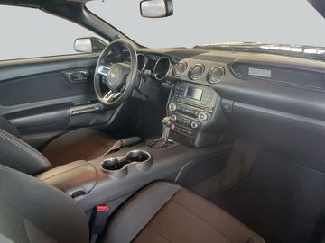 Ford Mustang - 12